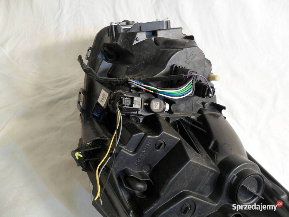 REFLEKTOR PRZÓD STRONA PRAWA RENAULT CLIO IV