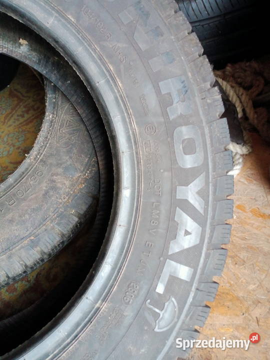 2 opony UNIROYAL SNOW 19570R15C Kielce