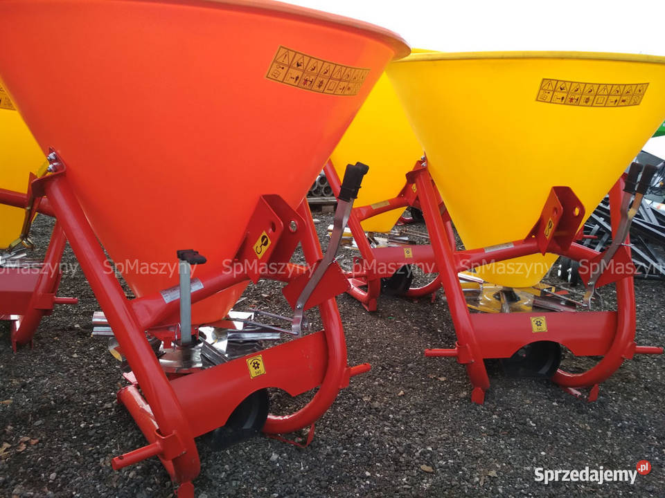 Rozsiewacz 1tarczowy do nawozów Lejek 300 litrów sprzedam