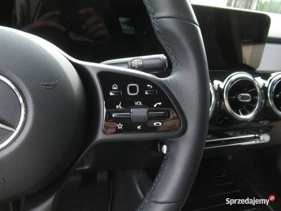 Mercedes GLB BEZWYPADKOWY Kamera Nawigacja Salon światła LED Warszawa