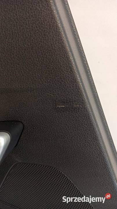 AUDI Q2 BOCZEK DRZWI LEWY TYŁ 81A867305