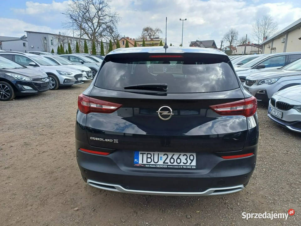 Opel Grandland X czarny