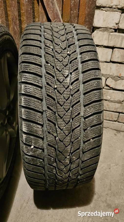 Opony zimowe 4 aeolus snowace aw03 rozmiar 17cale Busko-Zdrój sprzedam