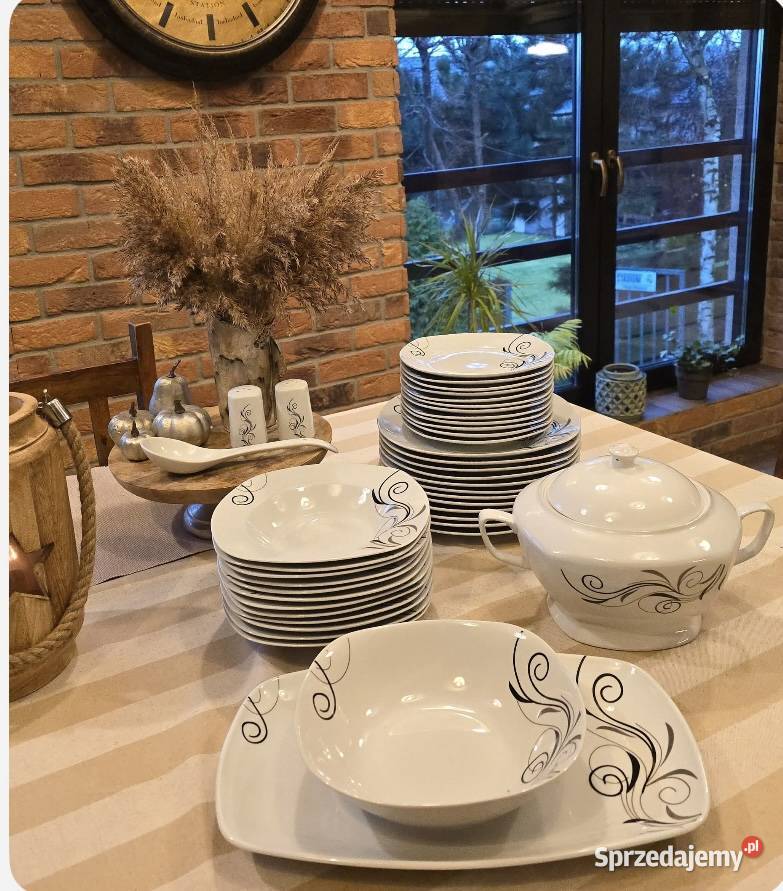 349 Zestaw obiadowy 43 elementy na 12 osób VC śląskie sprzedam