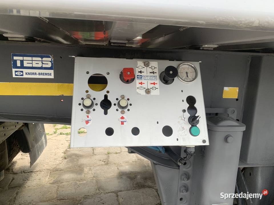 Wywrotka Inter Cars 25112016 29m3 osie Mercedes Rok produkcji 2017 Kowala-Stępocina sprzedam