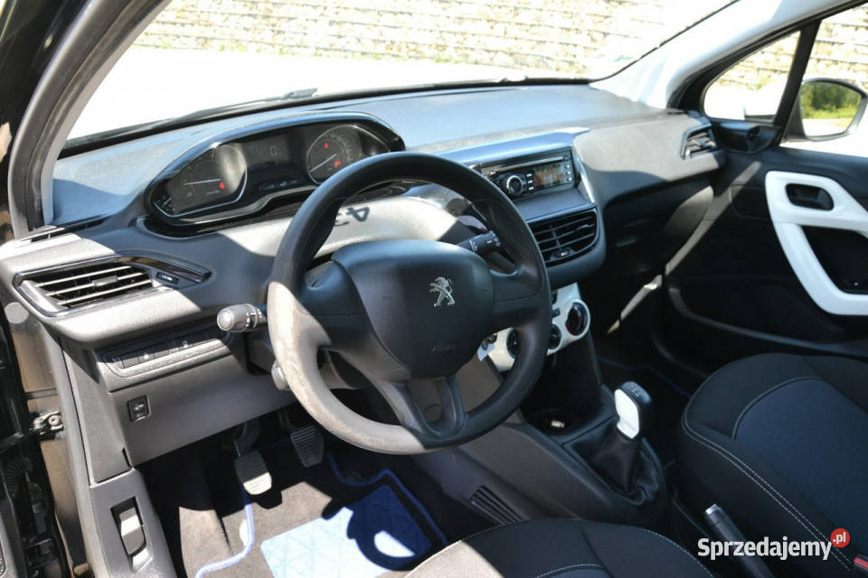 Peugeot 208 like 10 benzyna 75 klimatyzacja 208 Kęty sprzedam