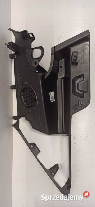 VOLVO XC40 OSŁONA SŁUPKA PRAWY TYŁ 32244155