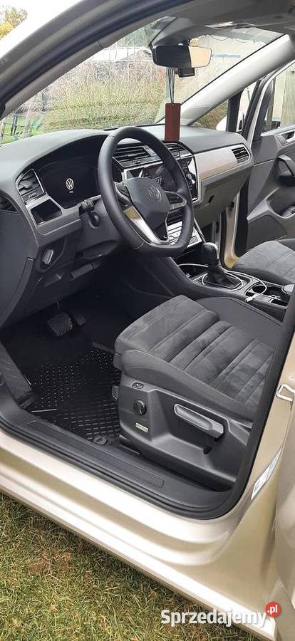 VW Touran 15 TSI DSG aluminiowe felgi Chodzież
