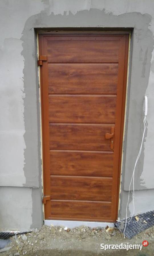 Aluminiowe drzwi boczne