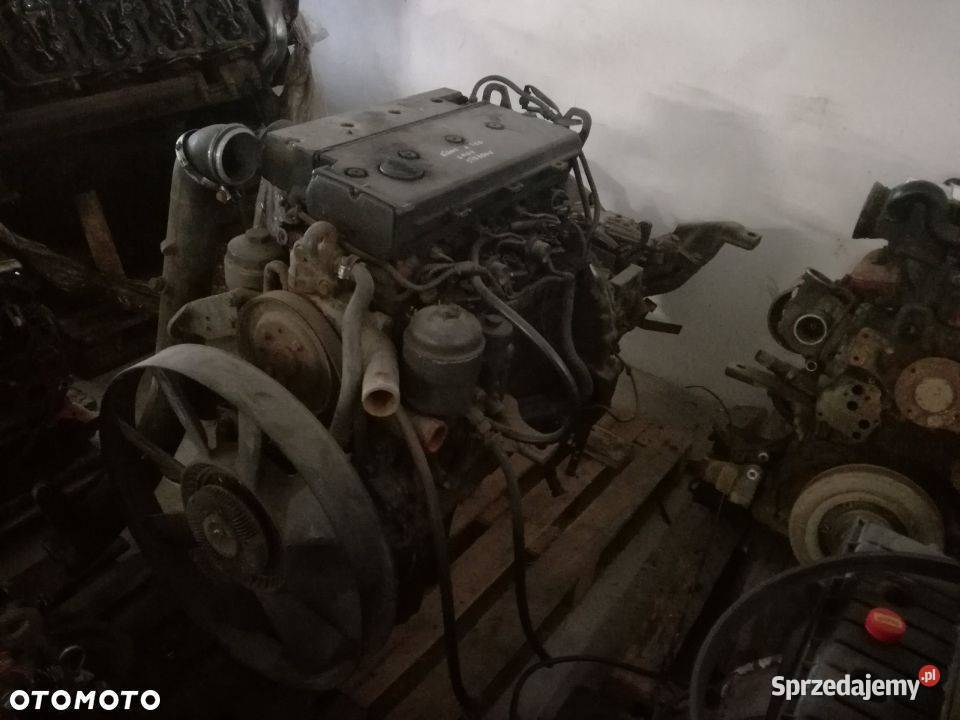 SILNIK SŁUPEK BLOK MERCEDES ATEGO 815 Silniki kompletne