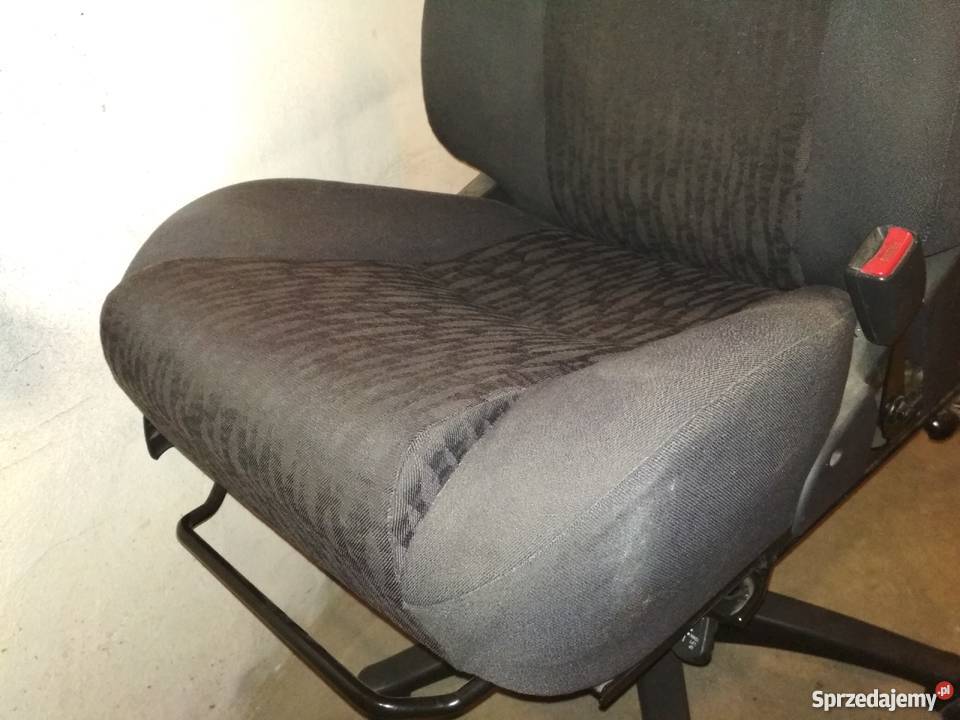 Fotelsiedzenie pasażera prawy Toyota Corolla E12 Rok produkcji 2002 Wyposażenie wnętrza