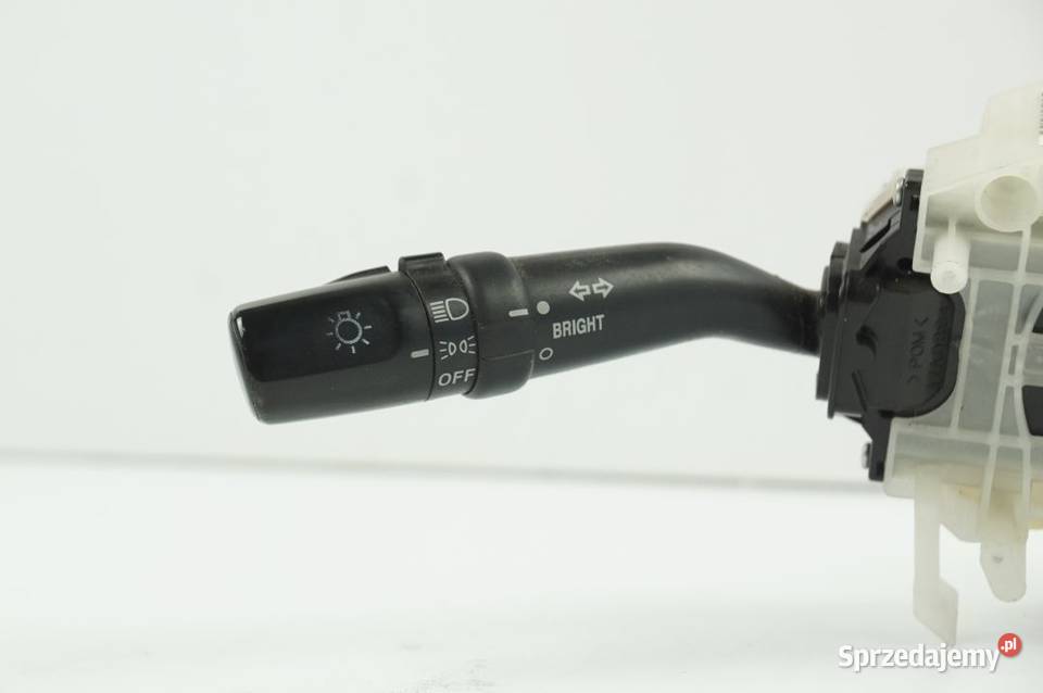 83111SA16 FORESTER PRZEŁĄCZNIK ZESPOLONY