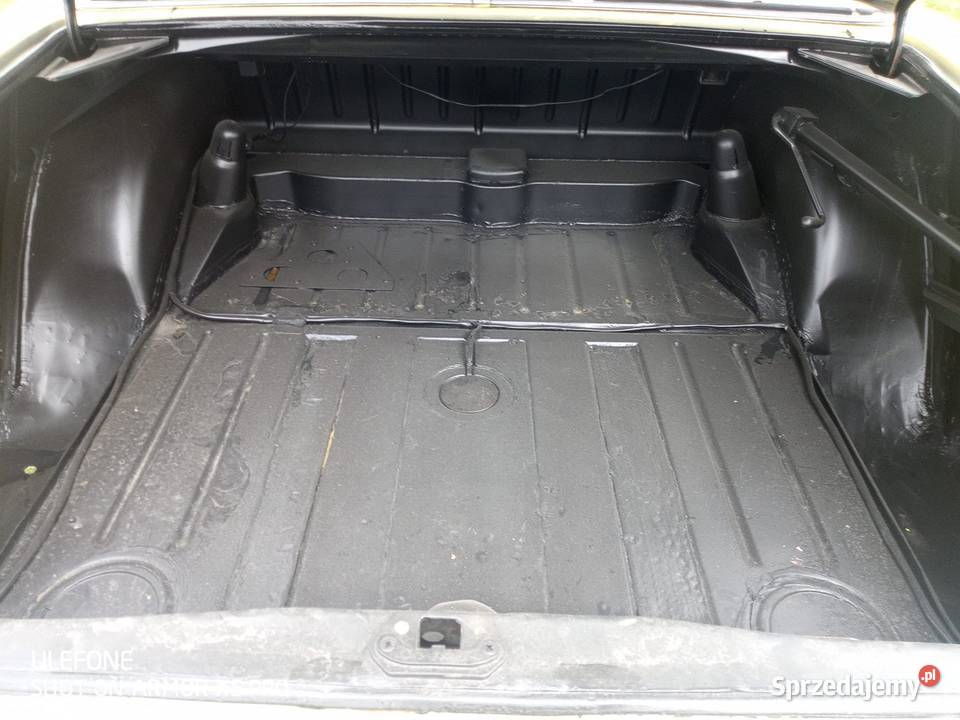 sprzedam mercedes 220 coup W111 świętokrzyskie Ostrowiec Świętokrzyski