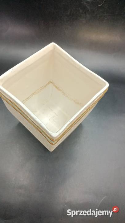 Ceramiczna doniczka osłonka z błyszczącymi sprzedam