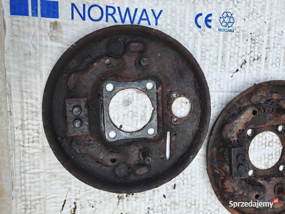 Fiat 126p tarcze kotwiczne L P gumy chlapacze Jawiszowice