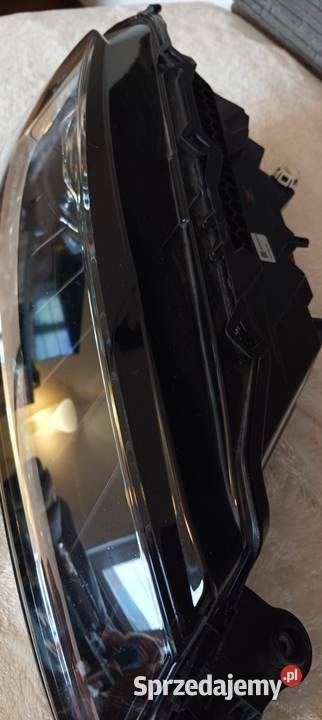 Skoda Superb 3V1941016E idealna Ciecierzyn