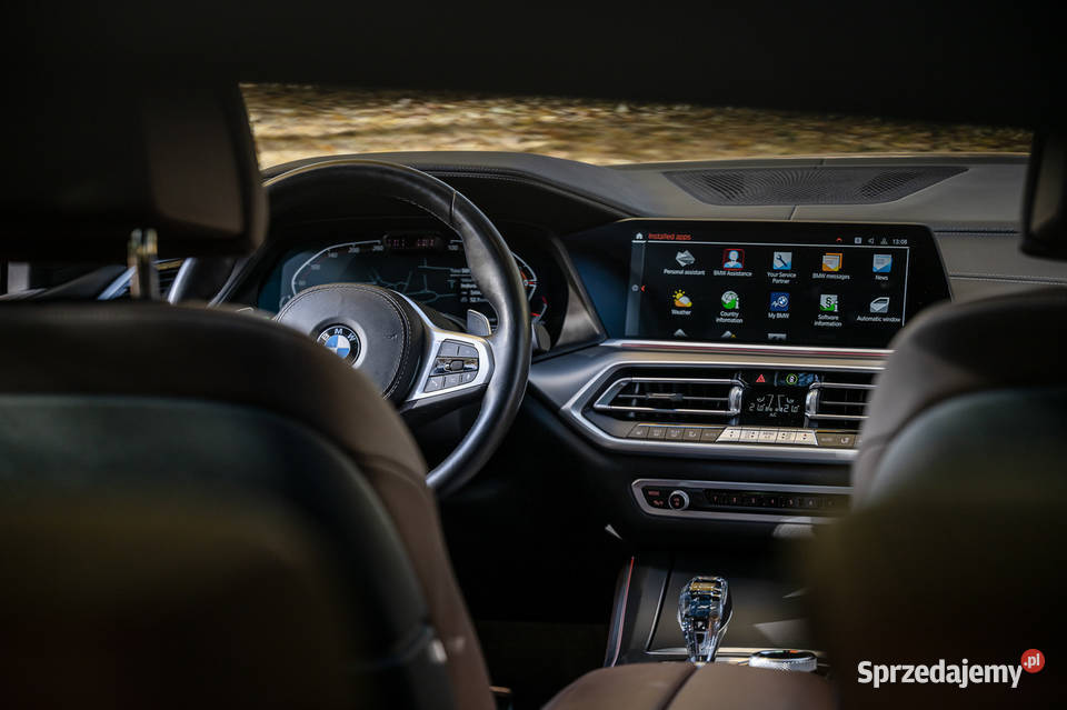 Wypożyczalnia Samochodów BMW X5 40d xDrive Usługi Warszawa wynajem pojazdu