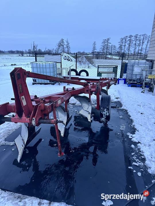 Pług zagonowy Unia Tur 4x40 z zabezpieczeniem na