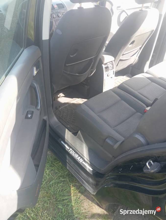Touran Volkswagen 19 hak Kramarzyny
