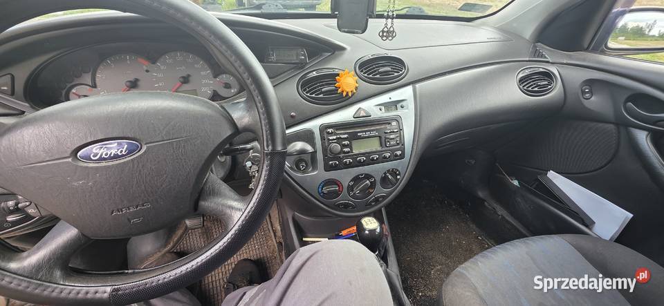 Syndyk sprzeda Ford Focus 2002 r mazowieckie