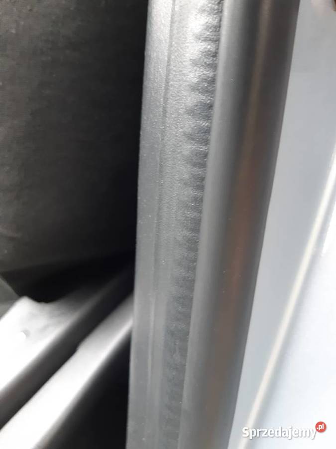 Uszczelka lewa otworu drzwi kierowcy Corolla E12 Łódź