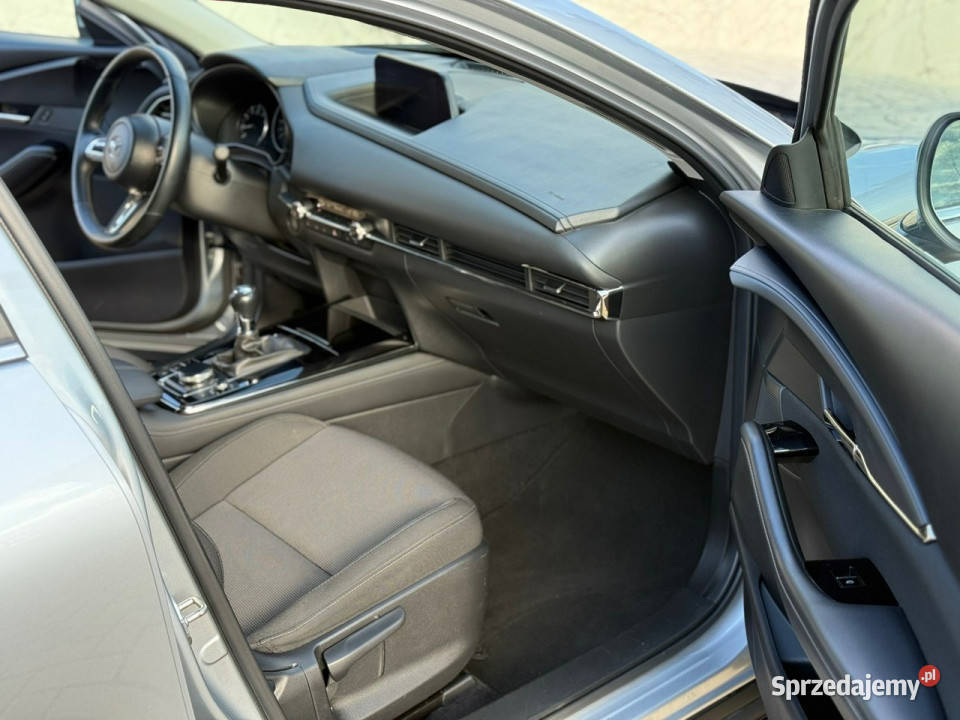 Mazda CX30 20 SkyactiveX czujnik parkowania