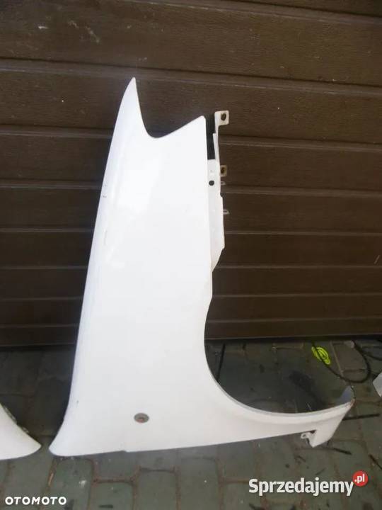 Błotniki prawy Fiat Punto II Radom