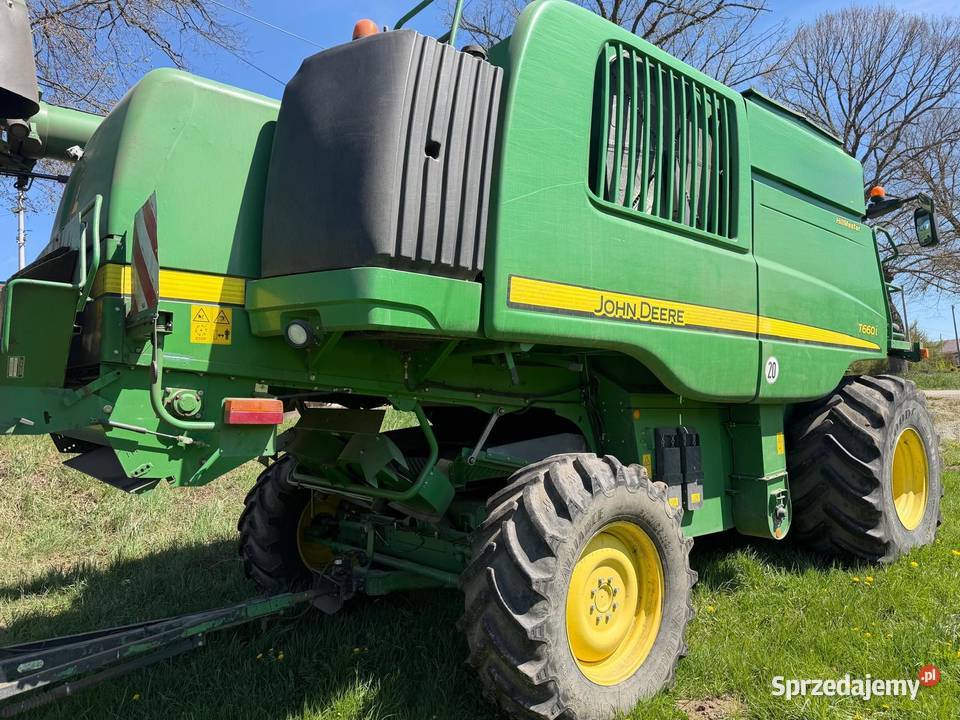 Kombajn zbożowy John Deere T660i