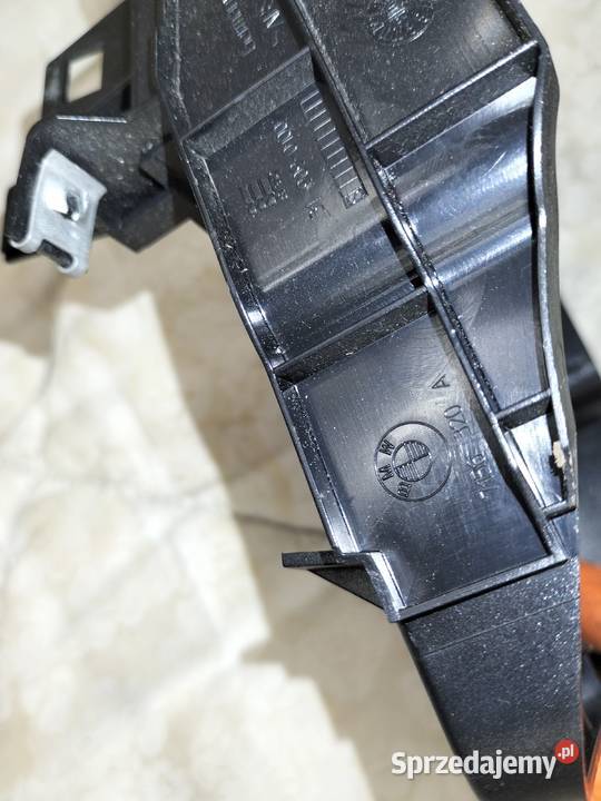 Uchwyt na kubki cupholdera BMW E60 E61 Poręba