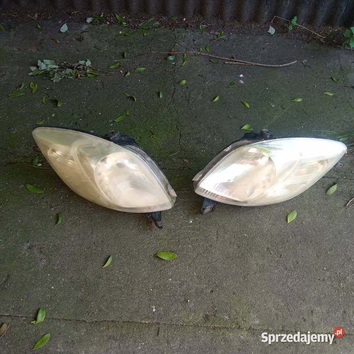 Lampy przód toyota Yaris 2005 Valeo europa Części samochodowe sprzedam