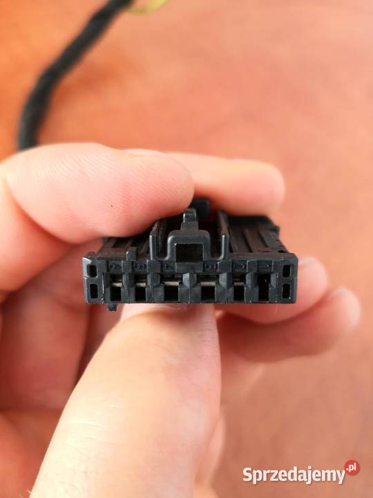 Kostka lampy tył Peugeot 407 5pin na 6pin Układ elektryczny Wrocław