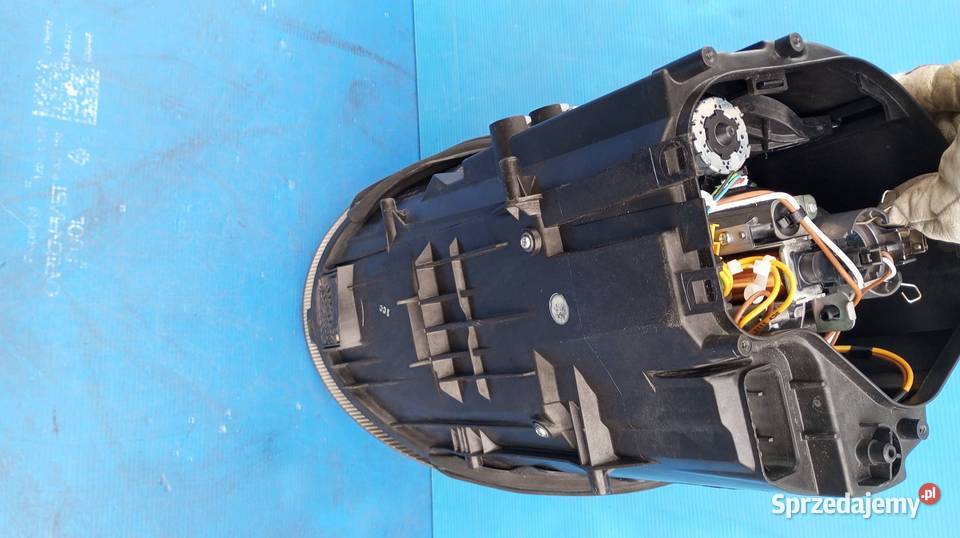 Reflektor Przód strona prawa Porsche 911 997 osobowe Nowy Tomyśl