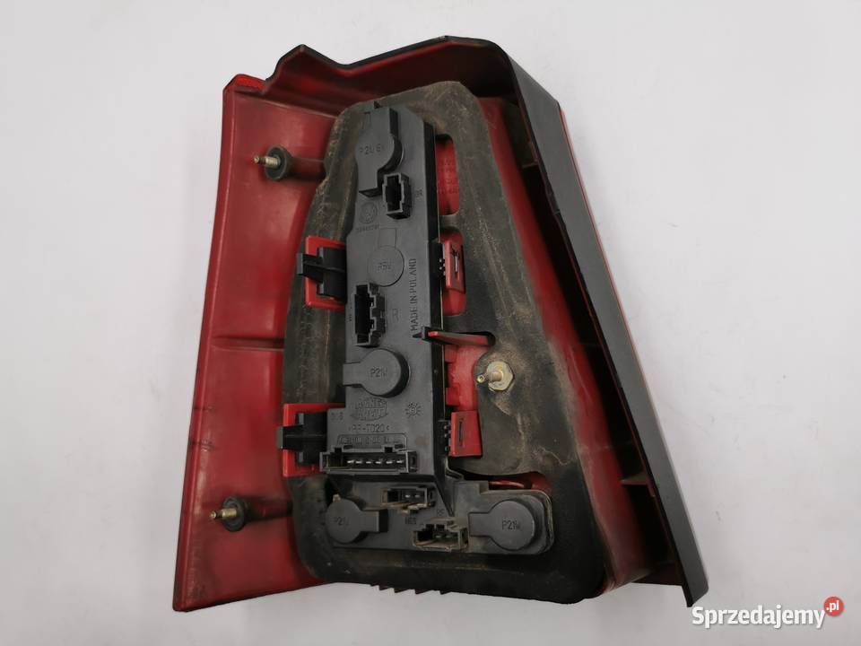 Lampa Prawy Tył Tylna Prawa VW Bora Golf IV Oświetlenie