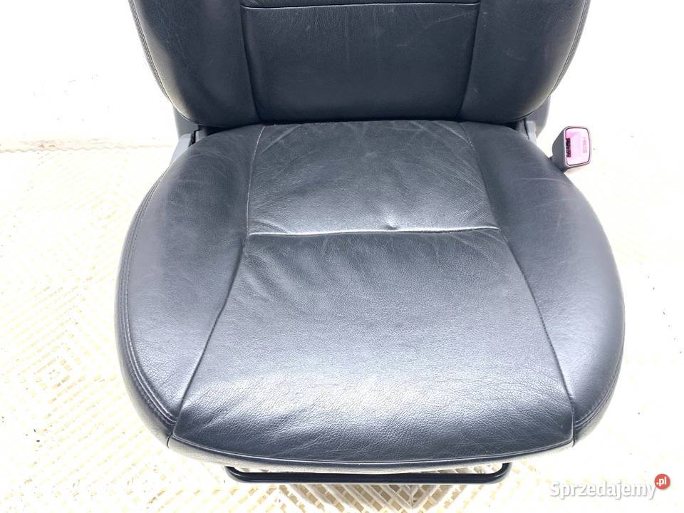 FOTEL PRAWY PRZÓD TOYOTA PRIUS II Hatchback 0309