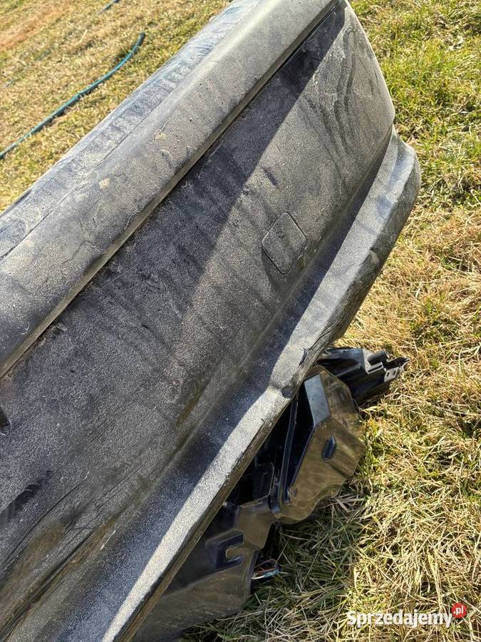 Zderzak e46 fl uszkodzony