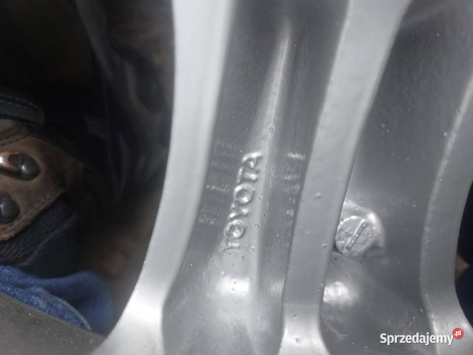 Felgi 17 aluminiowe Toyota 5sztuk małopolskie Trzebinia