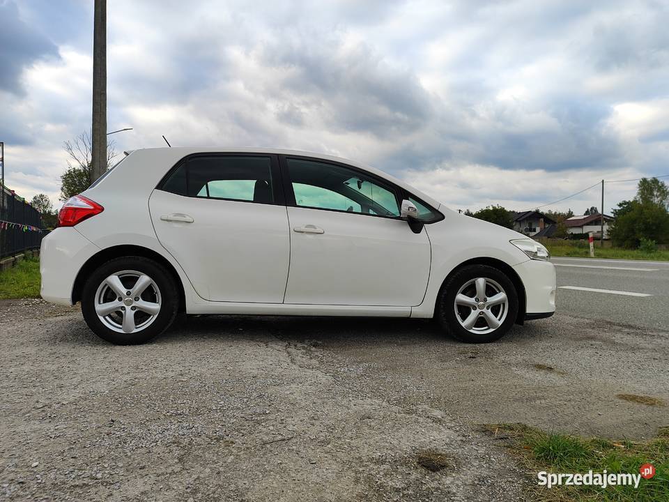 Toyota Auris 2011r Lift 16 Benz z Niemiec Królewiec