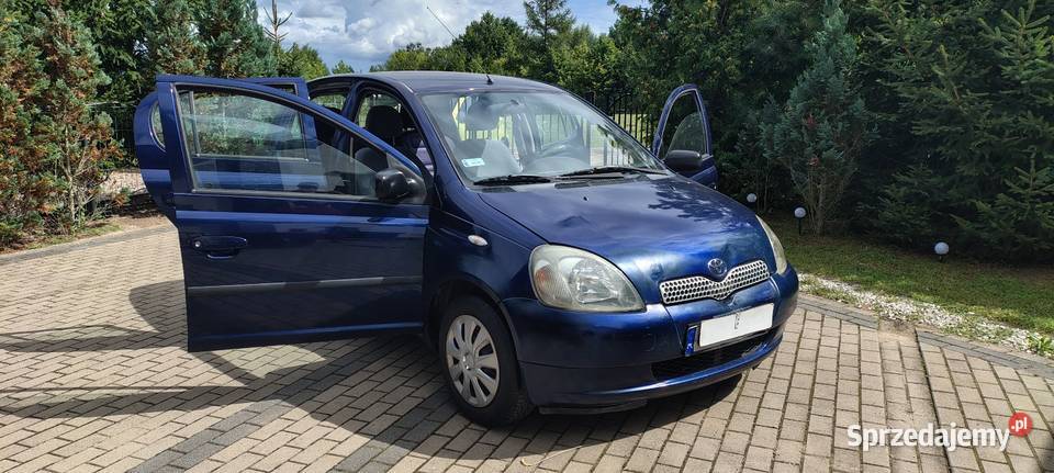 Toyota Yaris 10 VVTI 2002r Nowy akumulator nieuszkodzony Wałdowo Szlacheckie