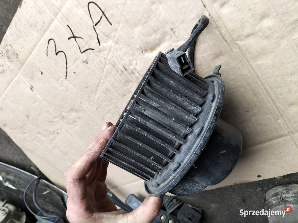 DMUCHAWA WENTYLATOR VW Passat B5 3137020022 osobowe Kamień-Kolonia