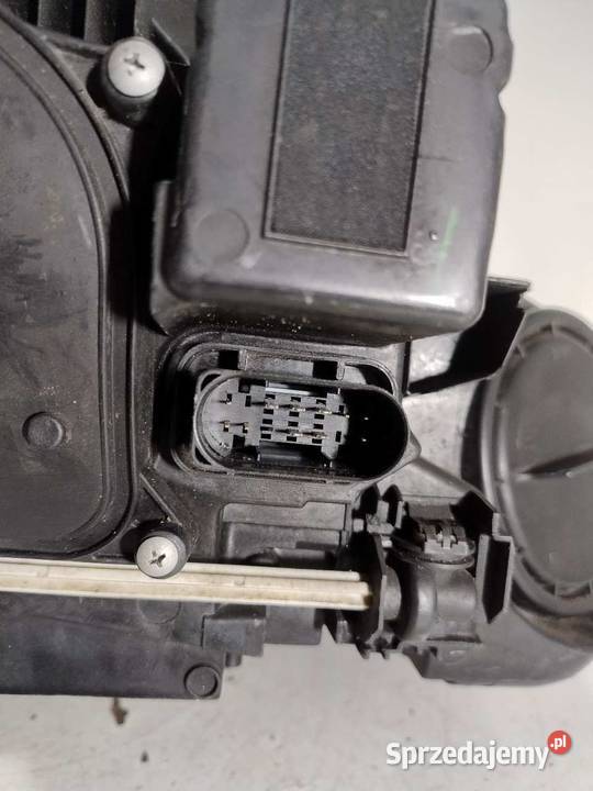 LAMPA LEWY PRZÓD ANGLIK W212 LIFT