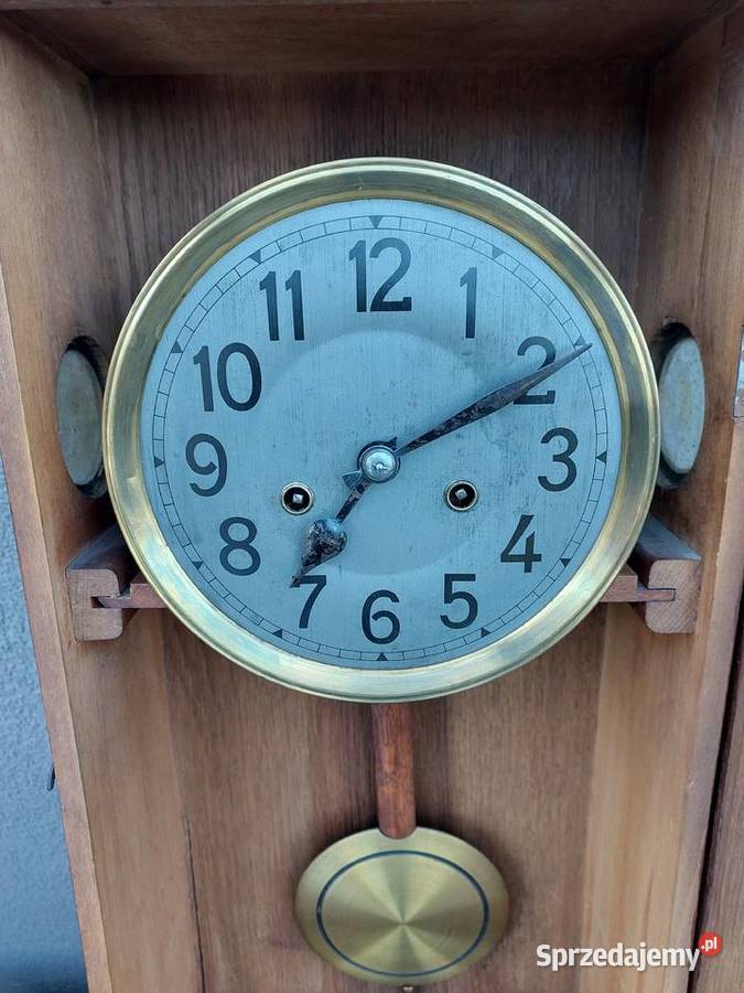 176 Stary zegar ścienny HAU przedwojenny sprawny