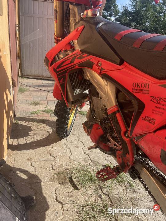 Sprzedam crosa CRF 450 kupiony w polskim salonie Szczytno sprzedam