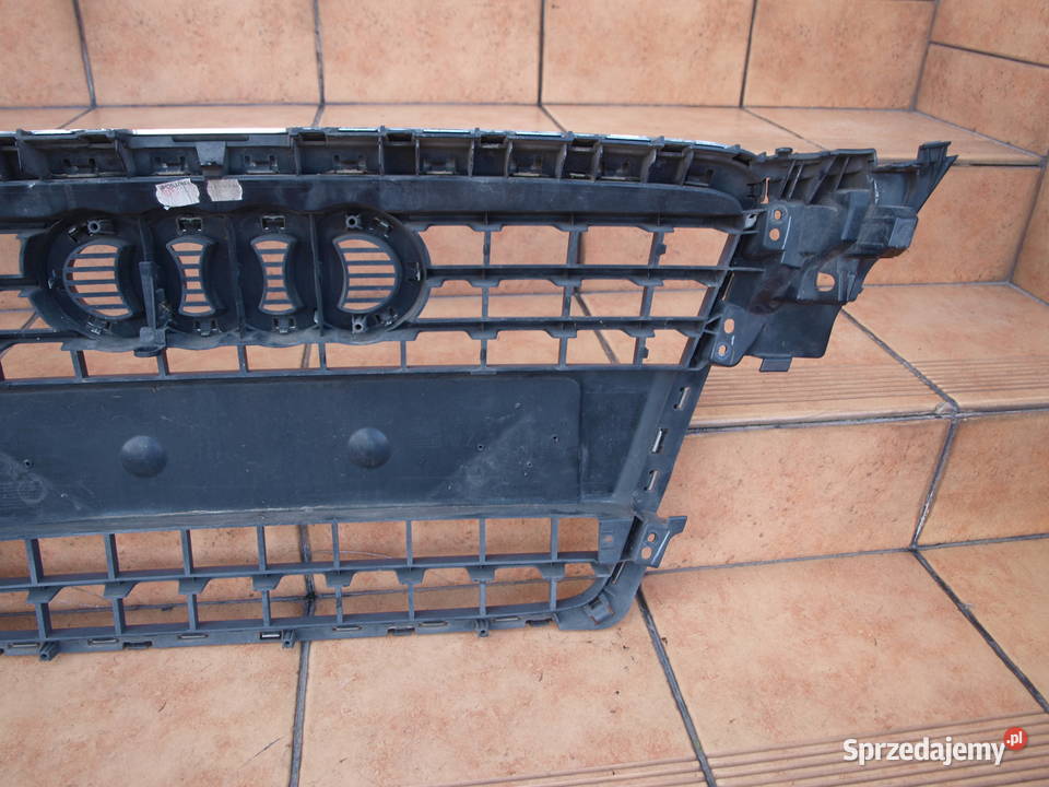 Audi A4 B8 grill chrom atrapa przód 2008 2011r Atrapy Motoryzacja Kalisz