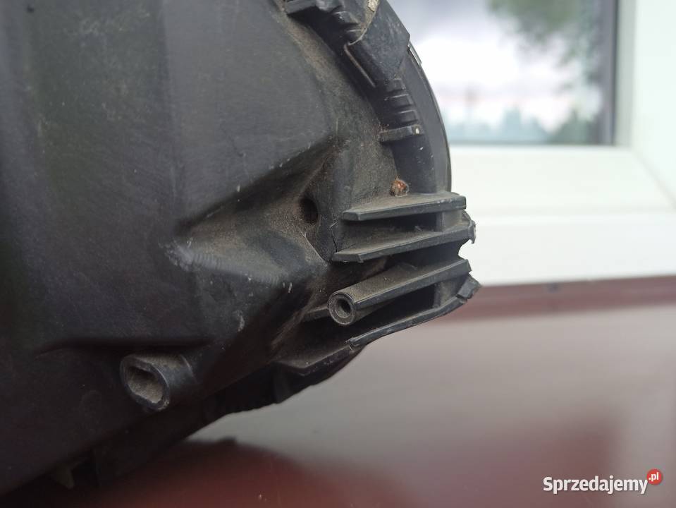 VW Golf V 5 lampa przednia lewa reflektor przód Sieradz
