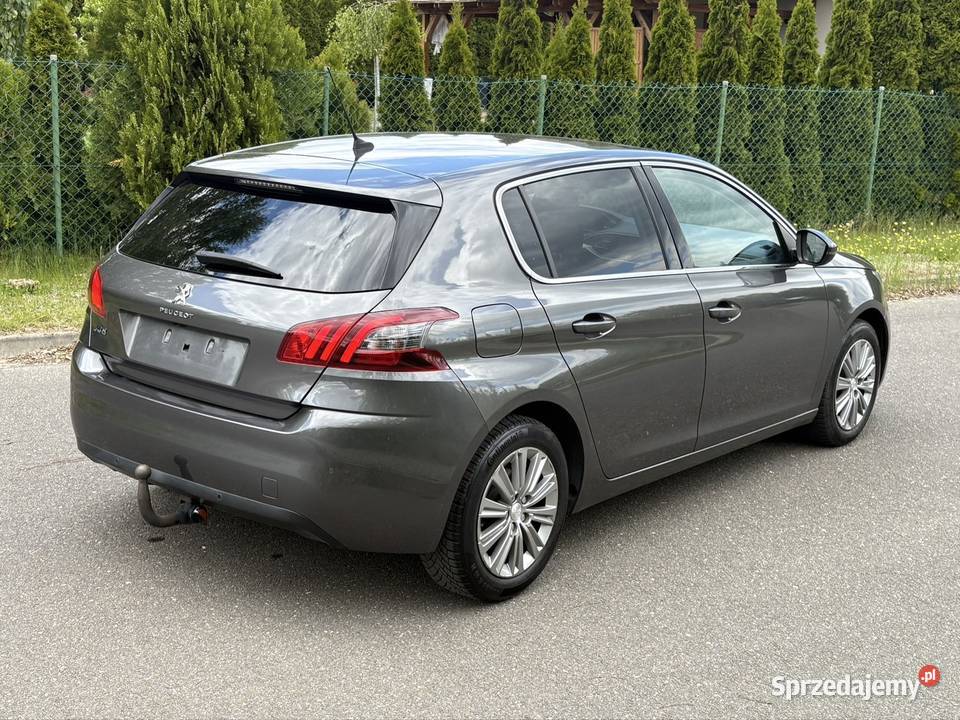 Peugeot 308 nieuszkodzony