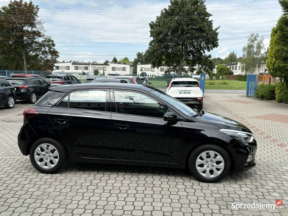 Hyundai i20 KameraAsystent pasa ruchuTempomat II czarny Tarnowskie Góry