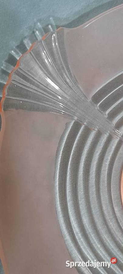 Talerz deserowy firmy Niemen Porcelana i szkło Warszawa