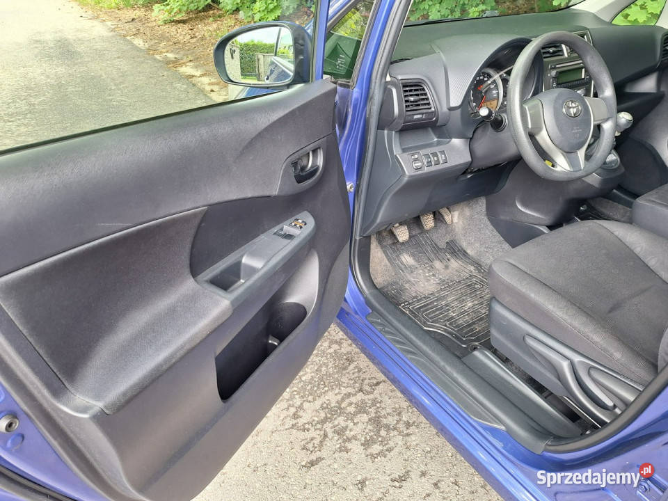 Toyota Verso S zadbana serwisowana w pełni klimatyzacja Verso S Motoryzacja