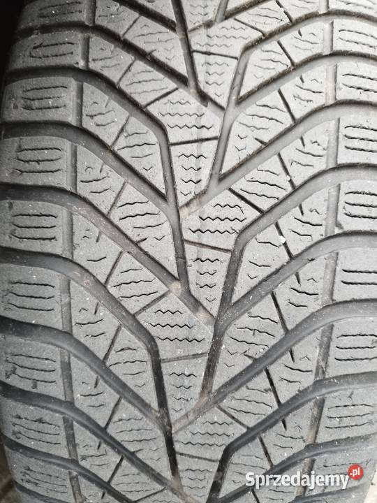Opony zimowe Yokohama 225 55 R17