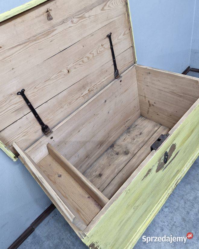 Drewniany Kufer Skrzynia Vintage AntykiMarki Marki